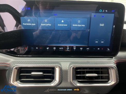 Used 2024 Ford Mustang GT Premium image 17