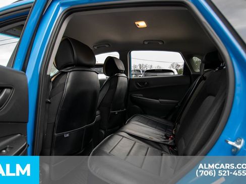 Used 2022 Hyundai Kona SEL image 12