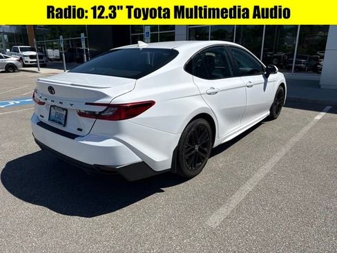 Used 2026 Toyota Camry SE FWD image 6