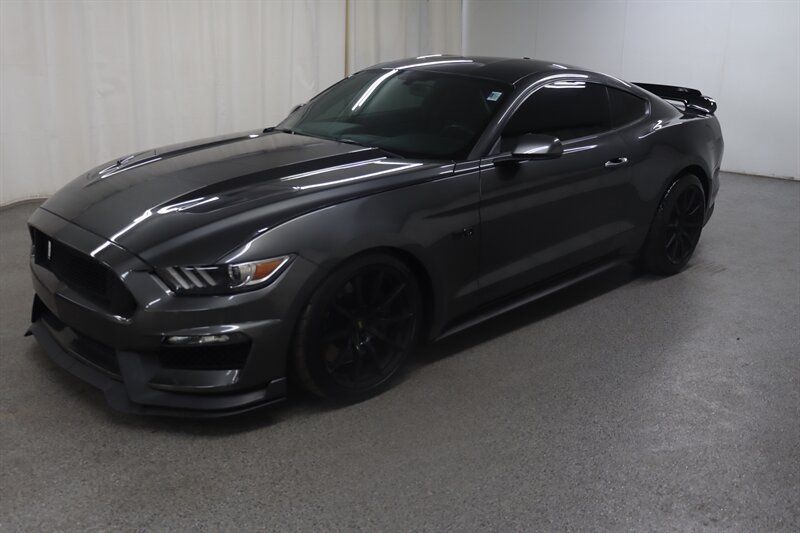 Used 2017 Ford Mustang GT Premium w/ GT Performance Package RWD image 3