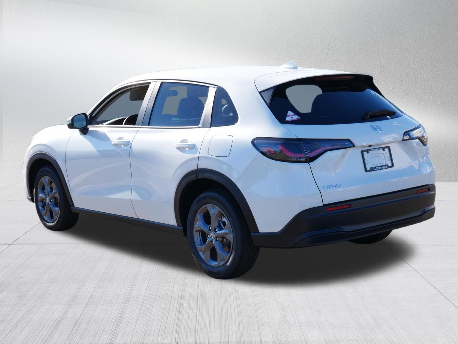 Used 2027 Honda HR-V LX image 5