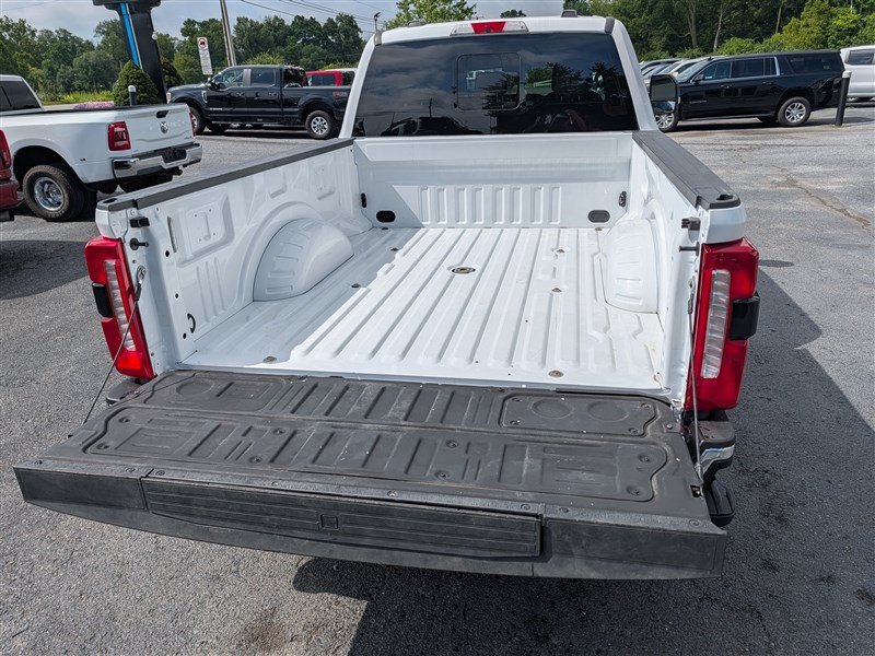 Used 2024 Ford F250 Lariat w/ Chrome Package AWD/4WD image 14