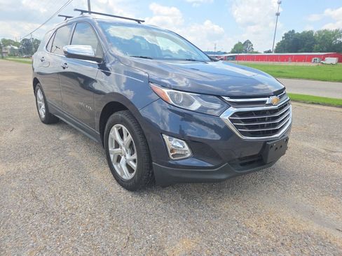 Used 2018 Chevrolet Equinox Premier FWD image 1