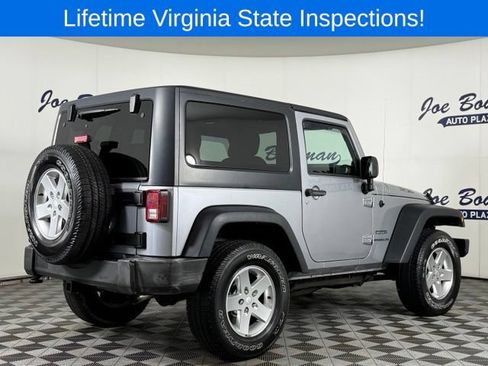 Used 2013 Jeep Wrangler Sport AWD/4WD image 7