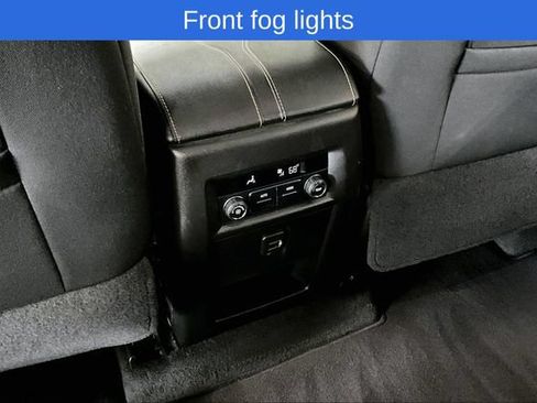 Used 2018 Chevrolet Traverse LT AWD/4WD image 12