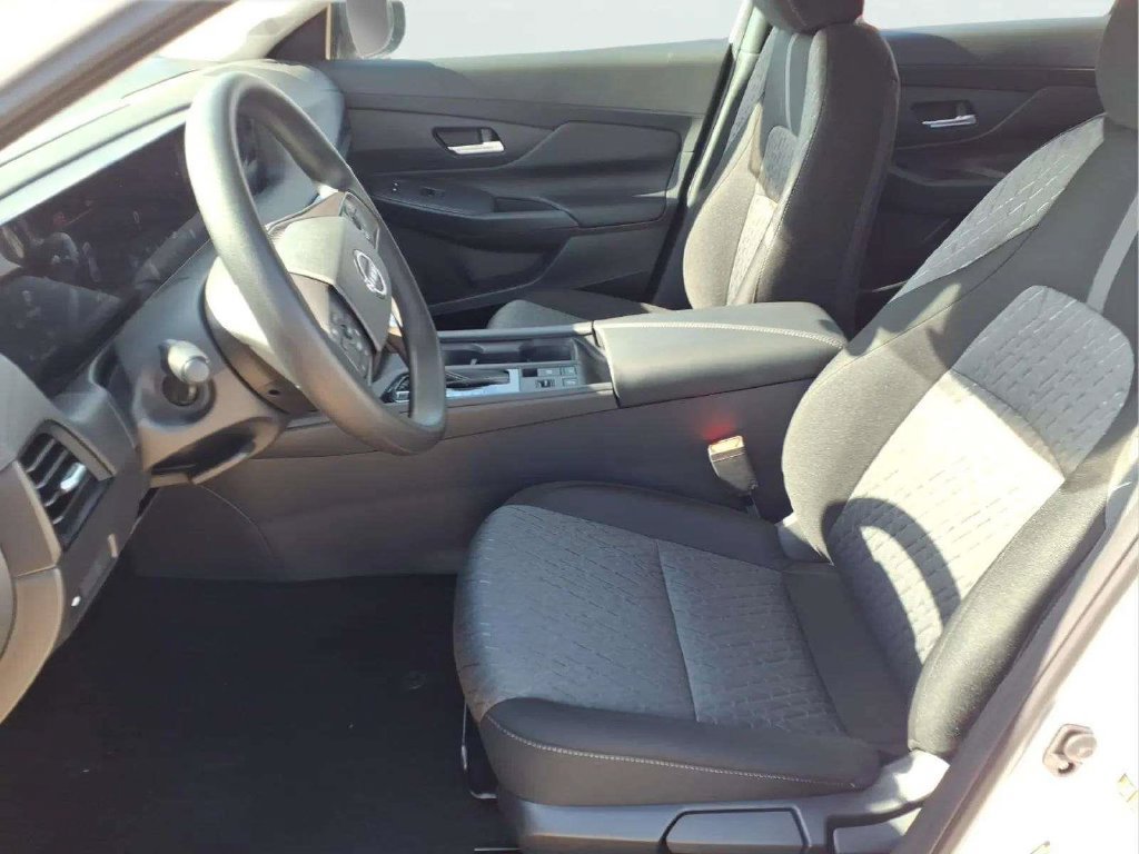New 2027 Nissan Sentra SV w/ Floor Mat Package FWD image 11