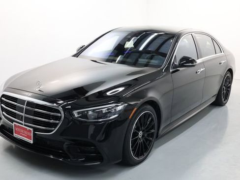 Used 2022 Mercedes-Benz S 580 4MATIC Sedan w/ AMG Line Package image 68