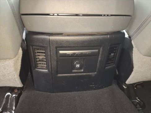 Used 2018 RAM 1500 Big Horn AWD/4WD image 9