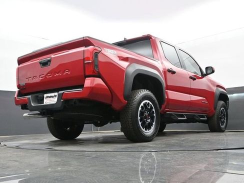 Used 2025 Toyota Tacoma TRD Off-Road AWD/4WD image 26