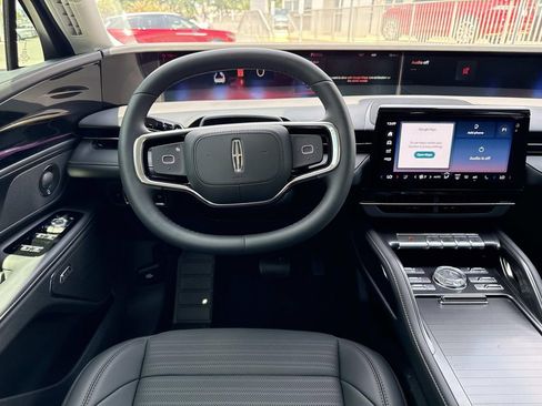 New 2026 Lincoln Nautilus Reserve w/ Jet Appearance Package AWD/4WD image 17