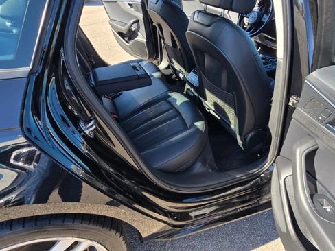 Used 2017 Audi A4 2.0T Premium image 28