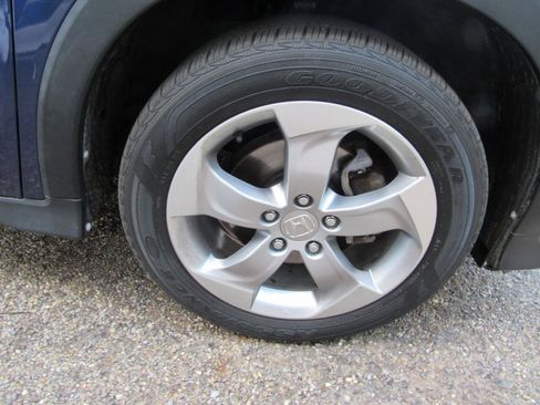 Used 2017 Honda HR-V LX image 9