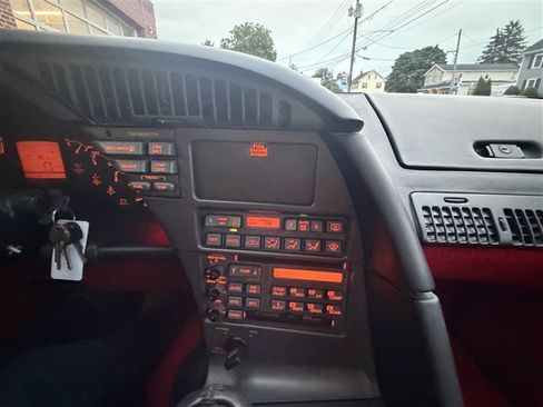 Used 1990 Chevrolet Corvette ZR-1 RWD image 25