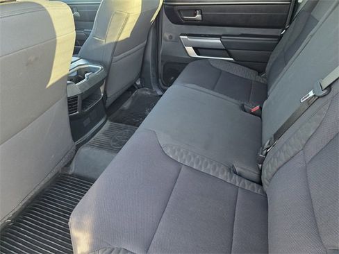 Used 2022 Toyota Tundra SR5 w/ SR5 Convenience Package image 19