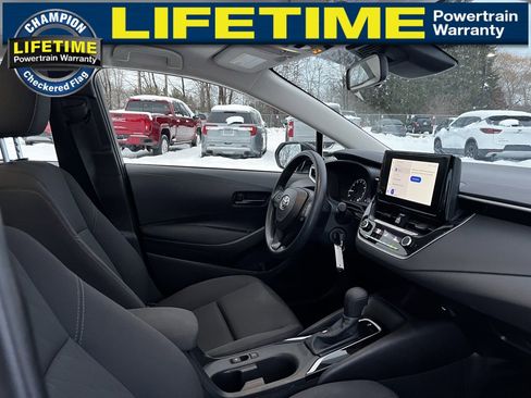 Used 2024 Toyota Corolla LE image 35