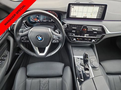 Used 2023 BMW 530i RWD image 14
