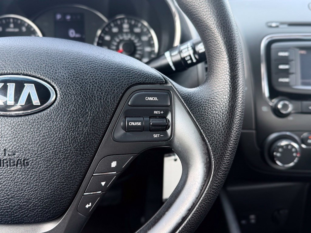 Used 2018 Kia Forte LX w/ LX Rear Camera Package FWD image 17