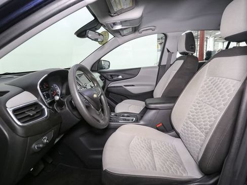 Used 2020 Chevrolet Equinox LS FWD image 34