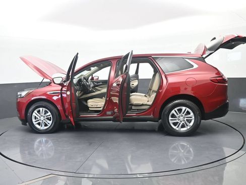 Used 2020 Buick Enclave Essence FWD image 72