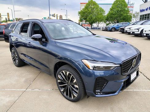 New 2026 Volvo XC60 B5 Ultra w/ Climate Package PRO AWD/4WD image 4