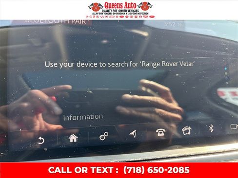 Used 2018 Land Rover Range Rover Velar S AWD/4WD image 50