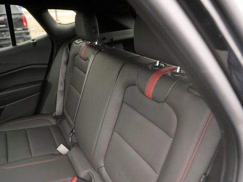 Used 2025 Chevrolet Trax RS w/ Sunroof Package image 14