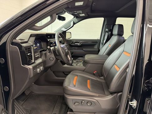 Used 2026 GMC Sierra 1500 AT4 w/ AT4 Premium Package AWD/4WD image 19