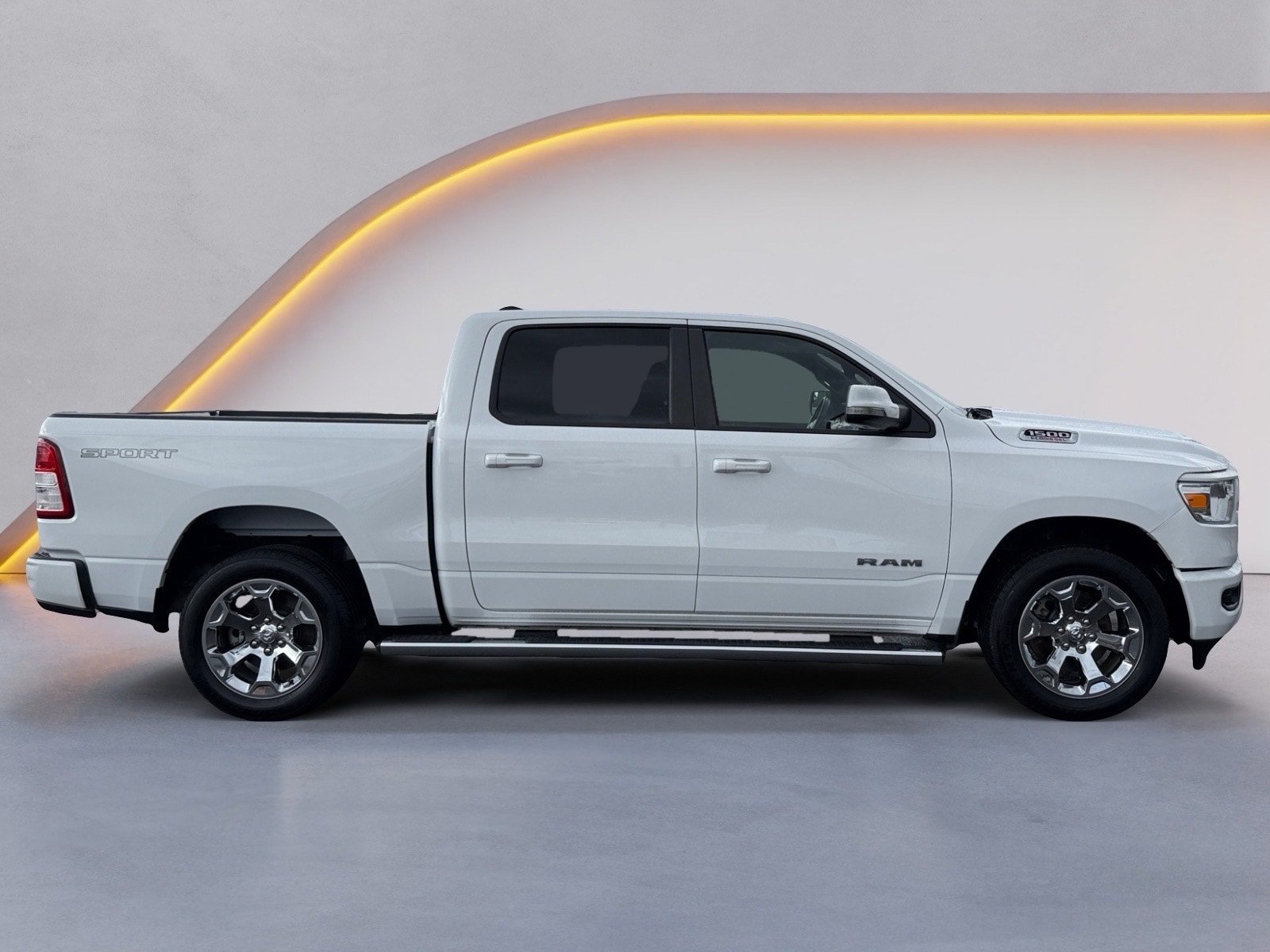 Used 2022 RAM 1500 Big Horn RWD image 2