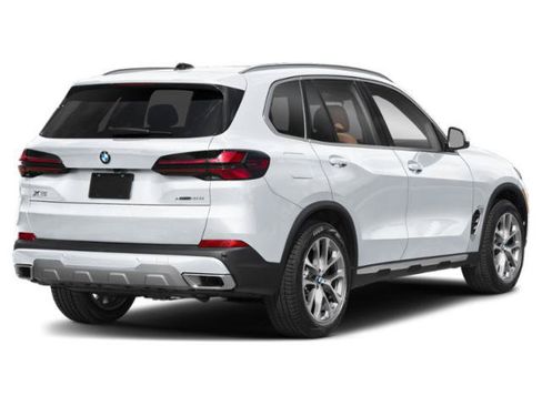 Used 2026 BMW X5 xDrive40i w/ Premium Package AWD/4WD image 2