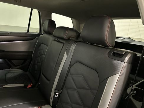 New 2026 Volkswagen Atlas Peak Edition AWD/4WD image 21