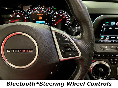 Used 2017 Chevrolet Camaro SS RWD image 11