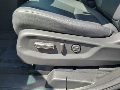 Certified 2026 Honda Odyssey EX-L image 11