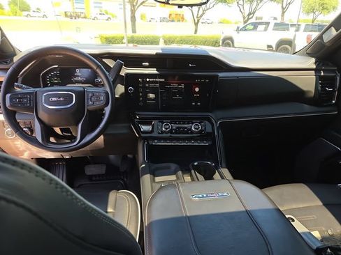 Used 2025 GMC Sierra 2500 AT4X AWD/4WD image 20