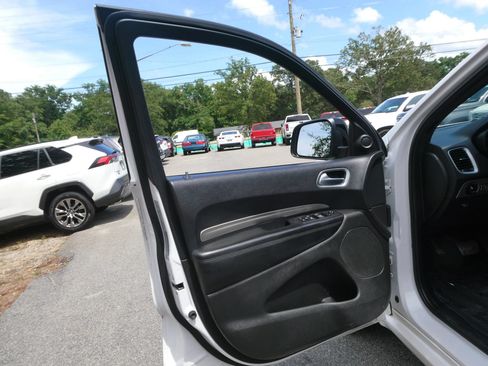 Used 2020 Dodge Durango SXT RWD image 11