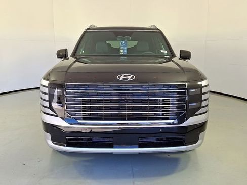 New 2026 Hyundai Palisade Calligraphy FWD image 2