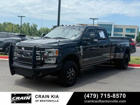 Used 2019 Ford F350 King Ranch w/ King Ranch Ultimate Package AWD/4WD image 3