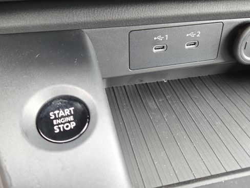 New 2026 Nissan Sentra SV image 23