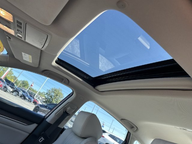 Used 2021 Honda Accord Touring image 25