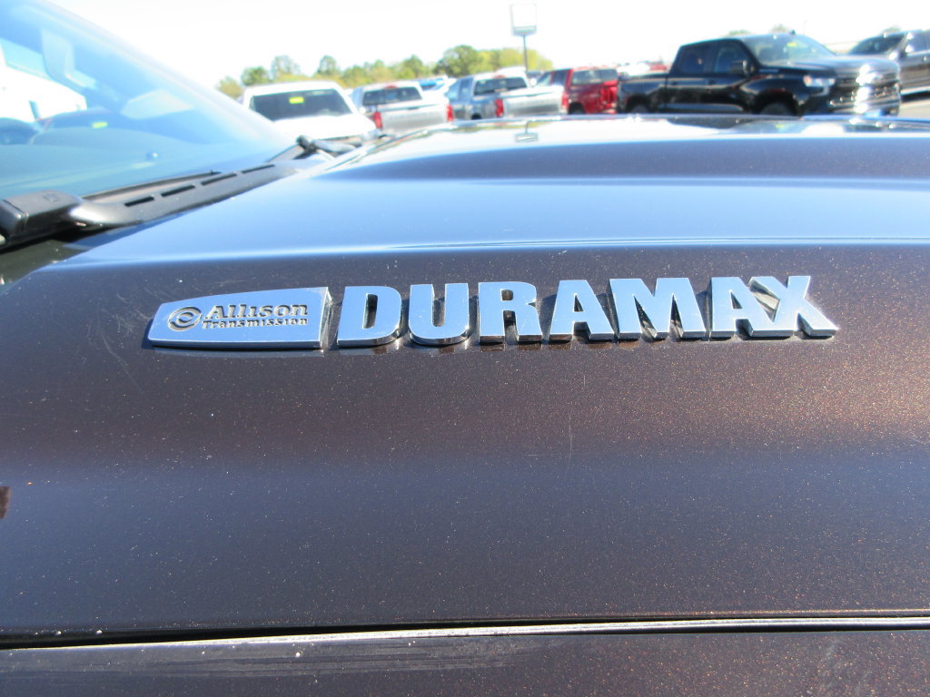 Used 2019 Chevrolet Silverado 3500 LTZ w/ Duramax Plus Package AWD/4WD image 12