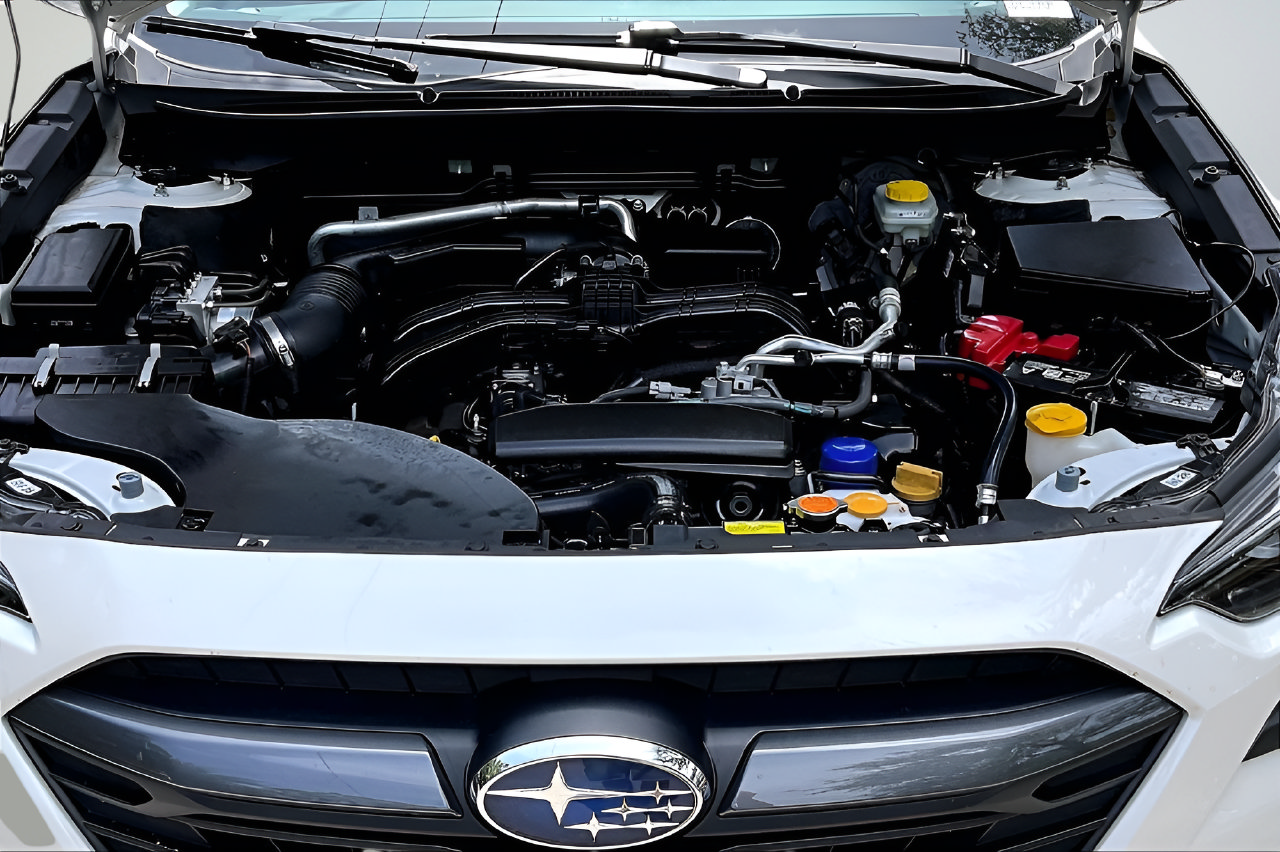Used 2025 Subaru Outback AWD/4WD image 28