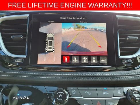 New 2027 Chrysler Pacifica Select w/ Family Tech Group FWD image 24