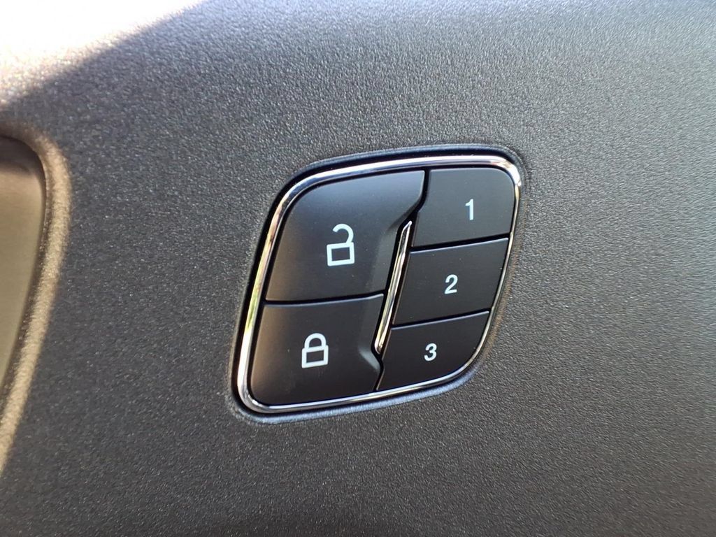 New 2026 Ford Bronco Sport Outer Banks w/ Outer Banks Tech Package+ AWD/4WD image 17