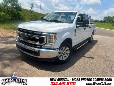 Used 2022 Ford F250 XL w/ STX Appearance Package RWD image 4