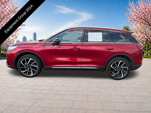 Certified 2024 Lincoln Corsair Reserve w/ Equipment Group 201A AWD/4WD image 3