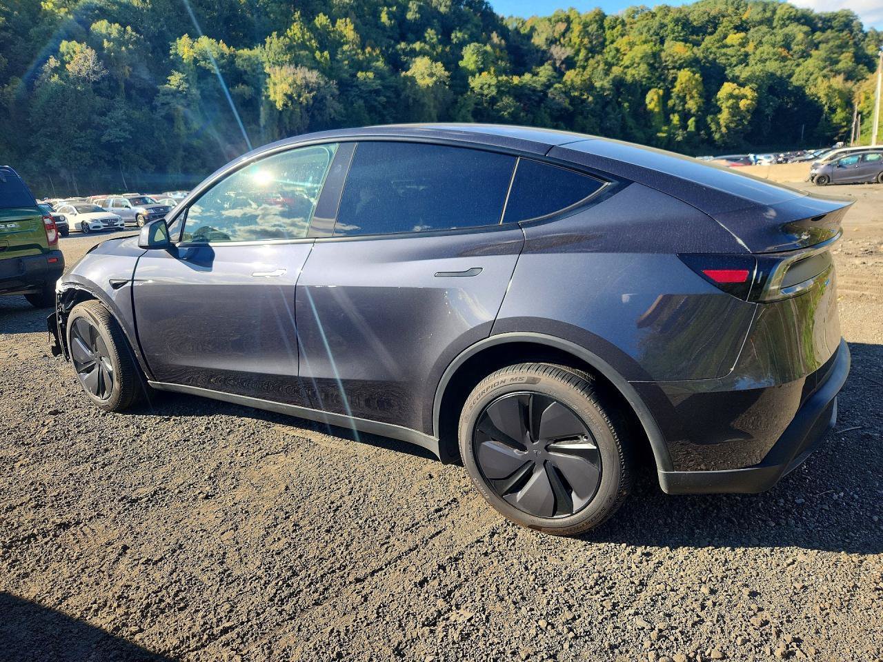 Used 2026 Tesla Model Y 2WD image 4