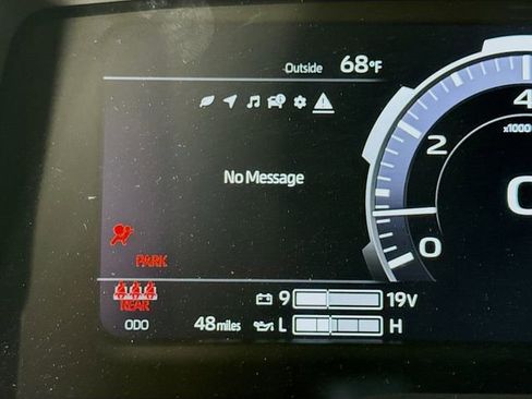 New 2026 Toyota Tundra Limited AWD/4WD image 12