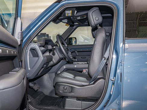 Used 2025 Land Rover Defender 110 S AWD/4WD image 20