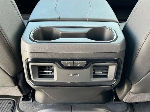 New 2026 GMC Sierra 2500 AT4 w/ AT4 Premium Plus Package AWD/4WD image 18