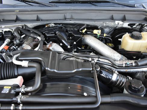 Used 2012 Ford F250 Lariat w/ Lariat Interior Pkg image 49