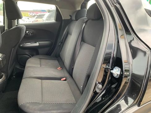 Used 2015 Nissan Juke S FWD image 10